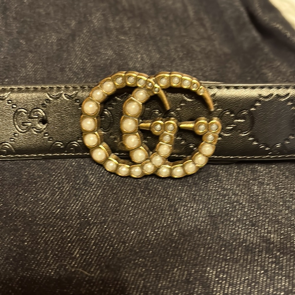 Italian inspired logo black belt